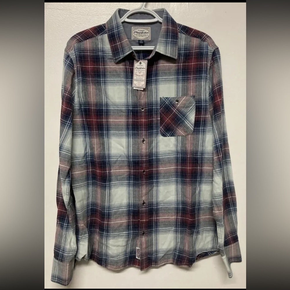 Flag & Anthem Mens Plaid Button Up Long Sleeve Shirt Size Medium 100% Cotton NWT
